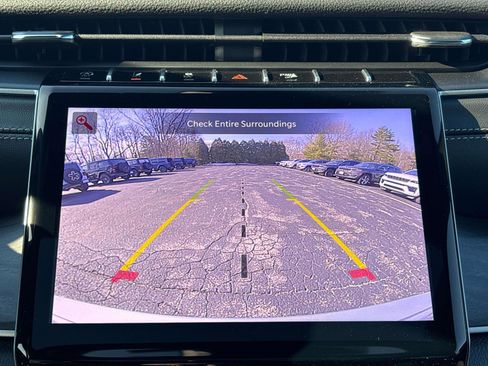 New 2025 Jeep Grand Cherokee Limited image 13