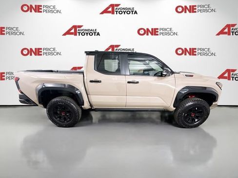 Certified 2025 Toyota Tacoma TRD Pro AWD/4WD image 9