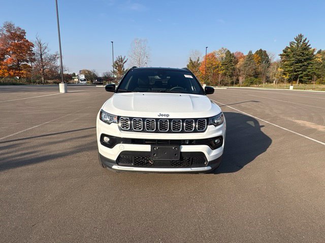 Certified 2025 Jeep Compass Limited AWD/4WD image 8