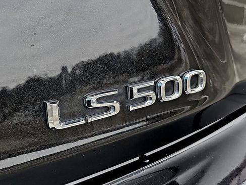 Used 2022 Lexus LS 500 image 34