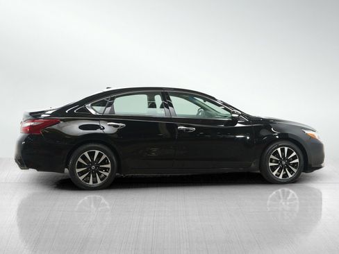 Used 2018 Nissan Altima 2.5 SL image 6