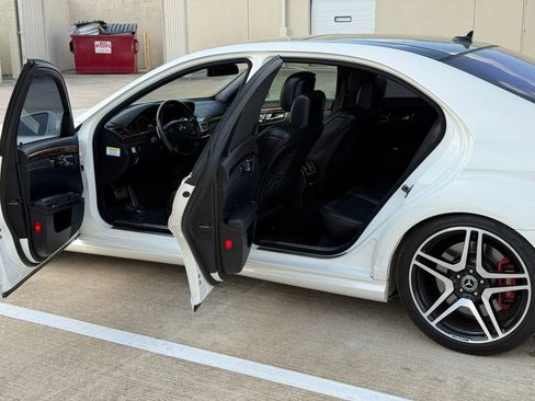 Used 2012 Mercedes-Benz S 63 AMG image 11