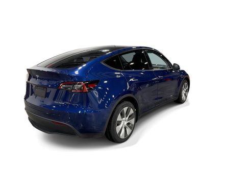 Certified 2023 Tesla Model Y Long Range AWD/4WD image 6