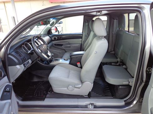 Used 2015 Toyota Tacoma 2WD Access Cab w/ SR5 Package image 10