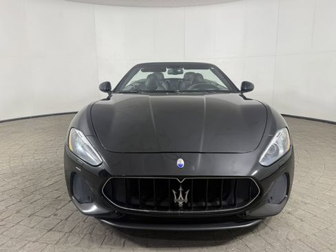 Used 2018 Maserati GranTurismo Sport image 2
