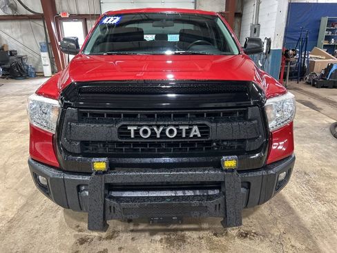 Used 2017 Toyota Tundra SR image 11