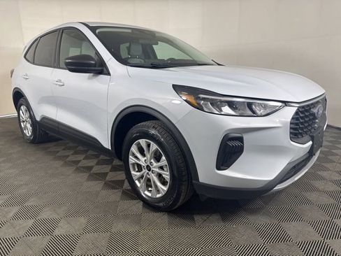 Used 2025 Ford Escape Active w/ Tech Pack #1 image 1