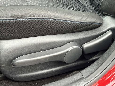 Used 2017 Nissan Sentra SR image 22