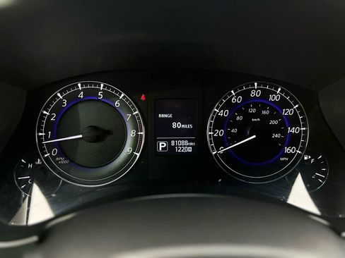 Used 2017 INFINITI QX50 2WD w/ Deluxe Touring Package image 7