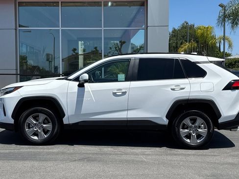 Used 2024 Toyota RAV4 XLE w/ Convenience Package FWD image 9