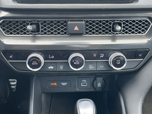 Used 2023 Acura Integra A-Spec image 6