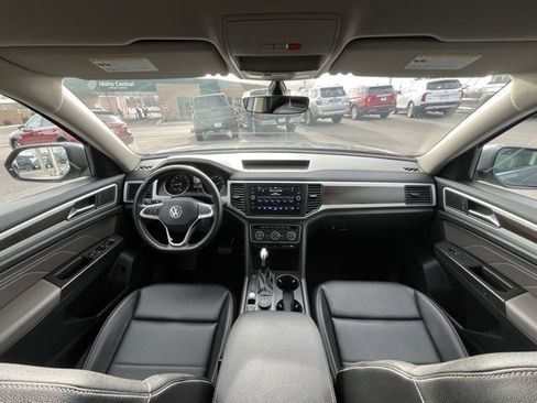Used 2021 Volkswagen Atlas SE image 33