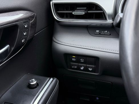 Used 2022 Toyota Highlander Platinum image 48