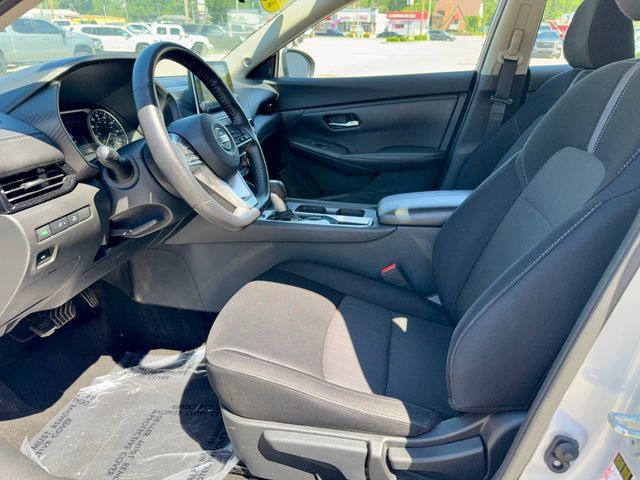 Used 2021 Nissan Sentra SV FWD image 12