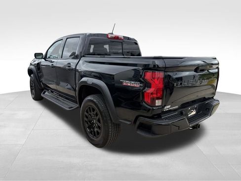 Used 2024 Chevrolet Colorado Trail Boss AWD/4WD image 7