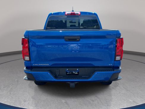 Used 2024 Chevrolet Colorado LT w/ LT Convenience Package II RWD image 6