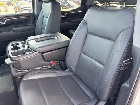 Used 2025 GMC Sierra 1500 SLT image 25