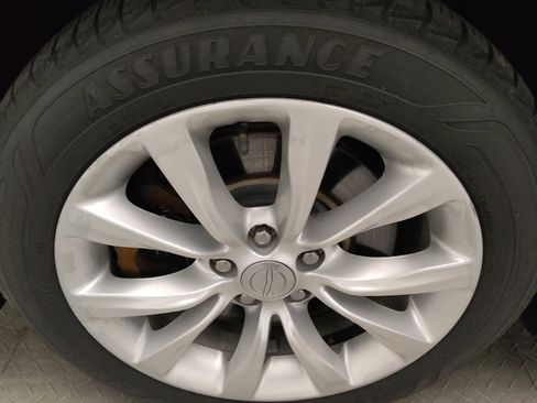Used 2015 Chrysler 200 C w/ Navigation & Sound Group I FWD image 31