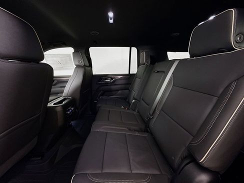 New 2026 GMC Yukon XL Elevation AWD/4WD image 28