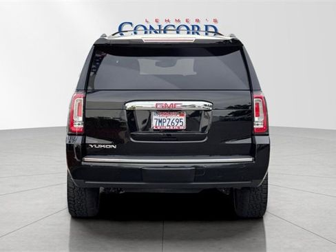 Used 2015 GMC Yukon Denali w/ Premium Package image 5