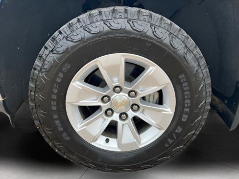 Used 2021 Chevrolet Silverado 1500 LT AWD/4WD image 10