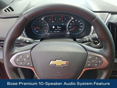Used 2023 Chevrolet Traverse LT w/ LT Premium Package AWD/4WD image 4