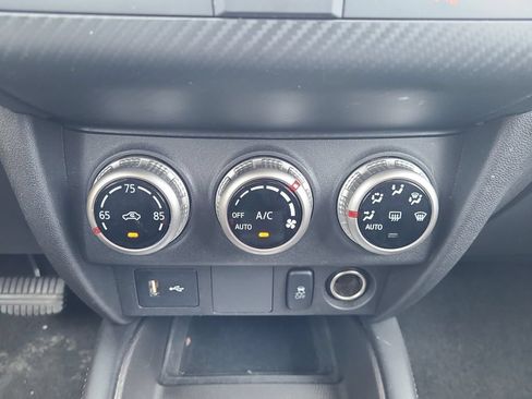 Used 2025 Mitsubishi Outlander Sport AWD image 21