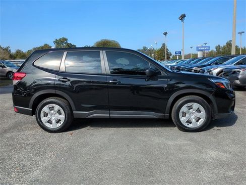 Used 2021 Subaru Forester image 3