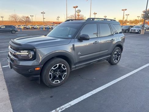 Certified 2023 Ford Bronco Sport Outer Banks w/ Tech Package image 1