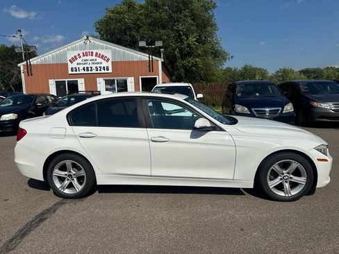 Used 2015 BMW 320i xDrive Sedan AWD/4WD image 4