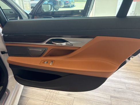 Used 2017 BMW 740i RWD image 24