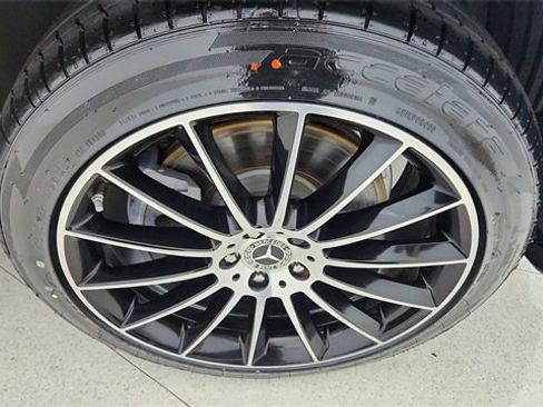 Used 2023 Mercedes-Benz GLE 450 4MATIC w/ AMG Line Exterior image 59