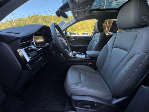 Used 2025 Audi Q7 3.0T Premium Plus image 9