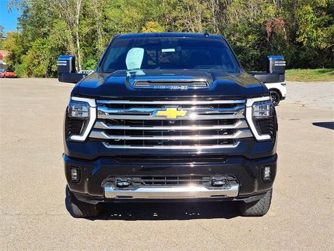 Used 2024 Chevrolet Silverado 3500 High Country image 8