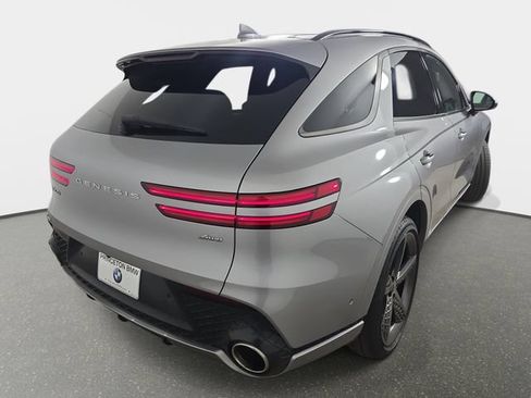 Used 2023 Genesis GV70 2.5T w/ Sport Prestige Package AWD/4WD image 39