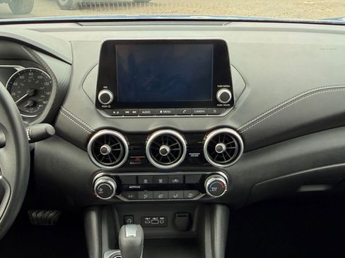 Used 2025 Nissan Sentra SV image 20