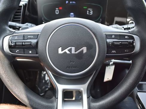 Used 2023 Kia Sportage LX AWD/4WD image 20