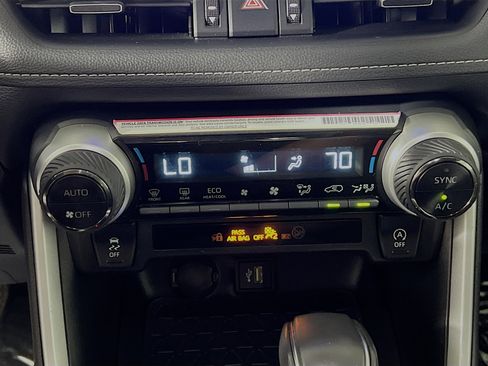 Used 2024 Toyota RAV4 XLE Premium image 26