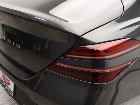 Used 2023 Genesis G70 2.0T RWD image 9