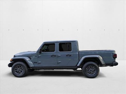 New 2025 Jeep Gladiator Sport image 5