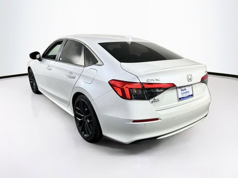 Used 2022 Honda Civic Touring image 7