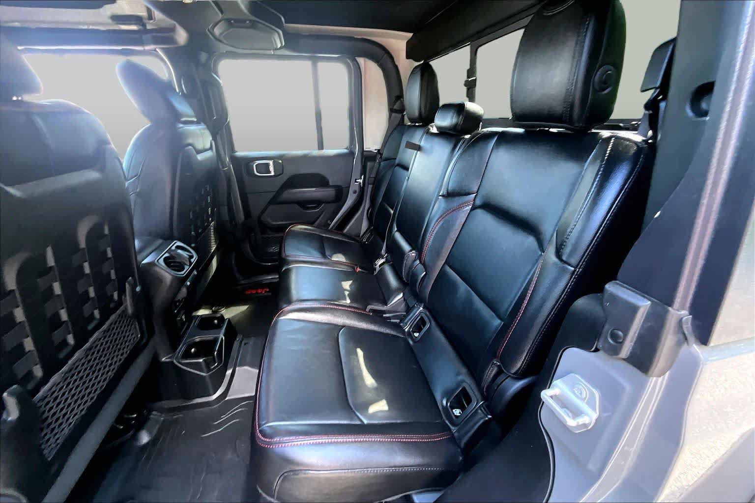 Used 2021 Jeep Gladiator Rubicon AWD/4WD image 19