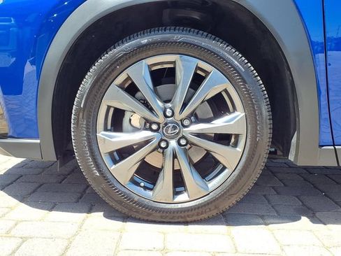 Used 2019 Lexus UX 200 F Sport w/ F Sport Premium Package FWD image 9