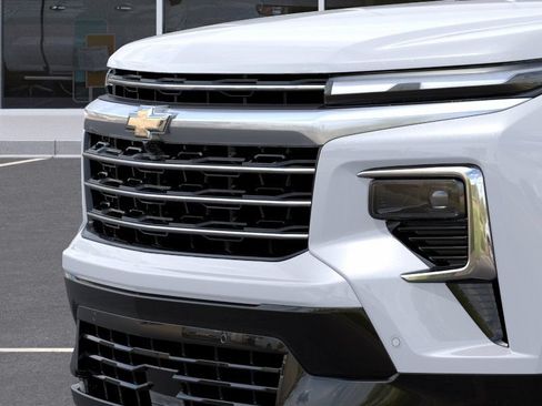 New 2026 Chevrolet Traverse High Country w/ LPO, Floor Liner Package AWD/4WD image 14