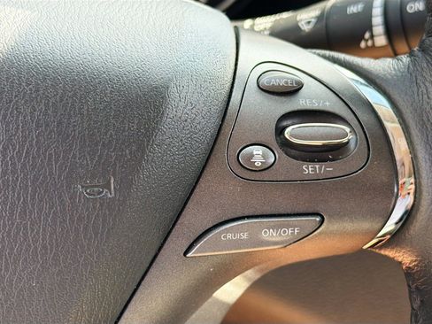 Used 2024 Nissan Murano SL AWD/4WD image 17