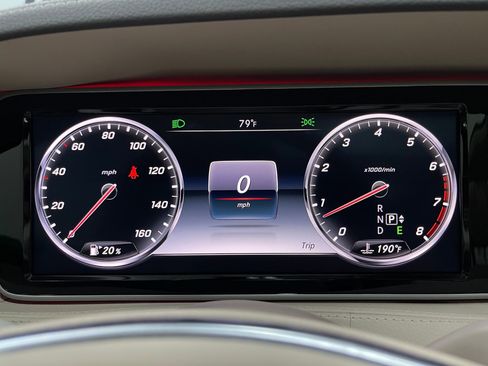 Used 2015 Mercedes-Benz S 550 4MATIC Sedan image 23