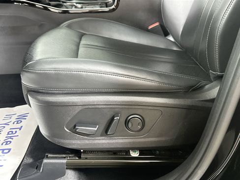 Certified 2023 Kia Sorento SX AWD/4WD image 19