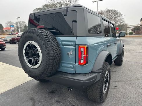 Used 2022 Ford Bronco Badlands w/ Sasquatch Package image 3