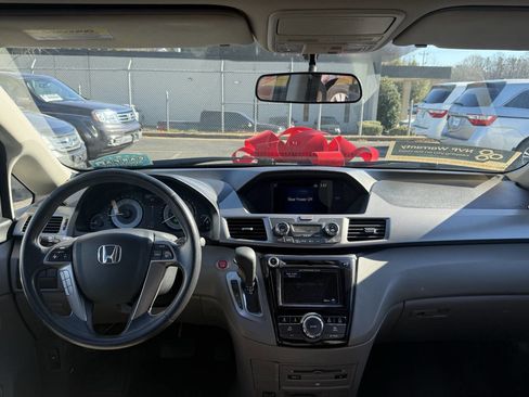 Used 2016 Honda Odyssey SE image 13