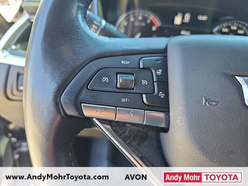Used 2022 Cadillac XT6 Premium Luxury AWD/4WD image 16